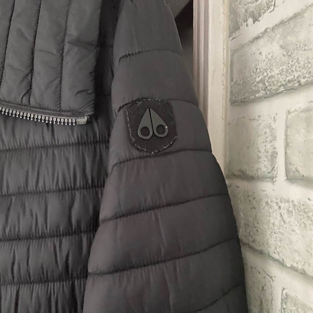 Moose-knuckle fall down coat